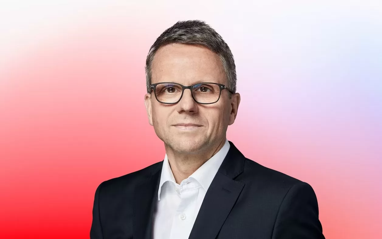 ABB anuncia tecnologia baseada em IA para melhorar eficiência de indústrias