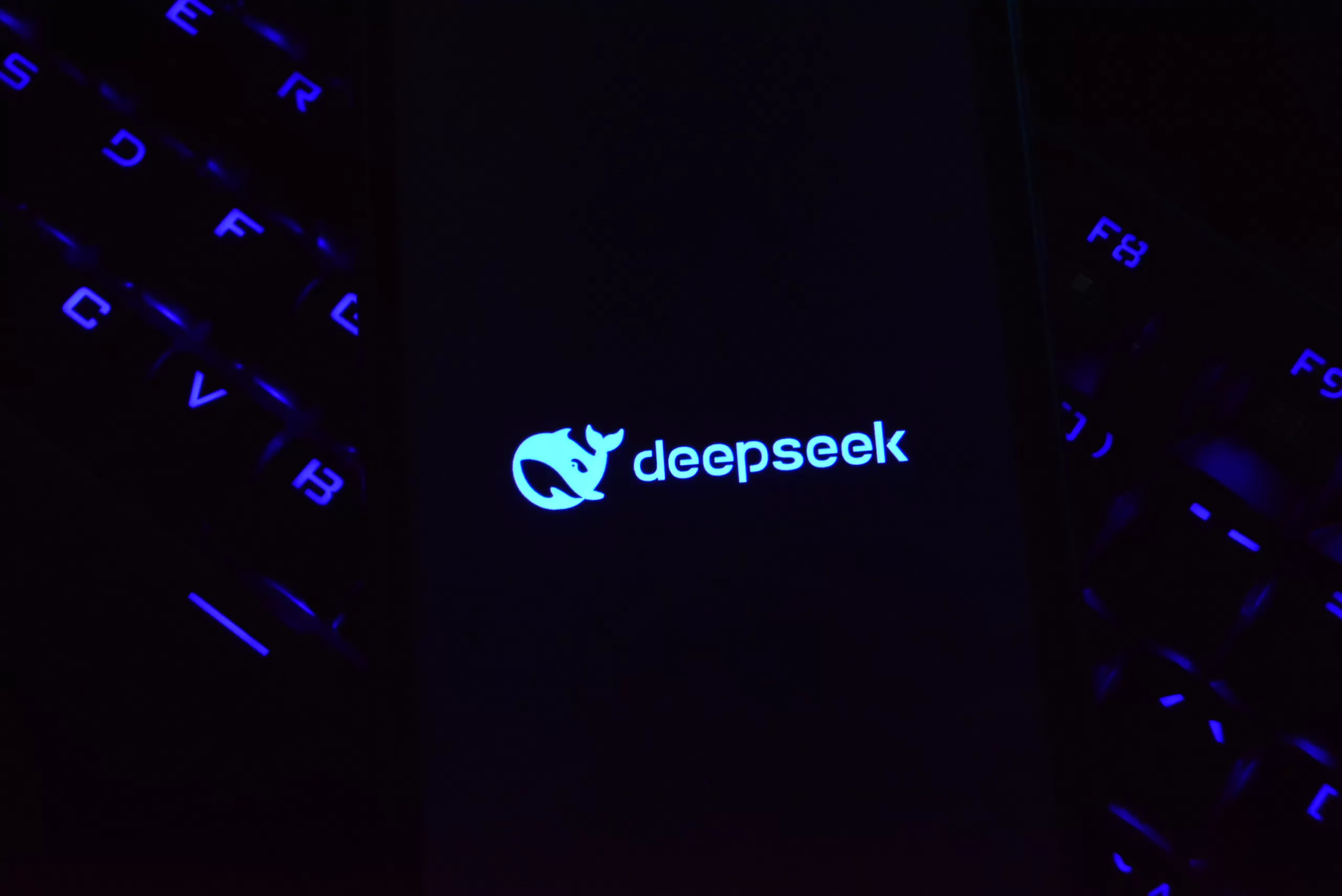 Novos relatórios questionam os custos totais e a segurança do DeepSeek