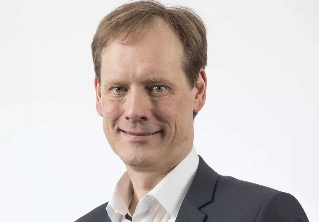 ABB anuncia investimento em startup de IA para manutenção de ativos industriais