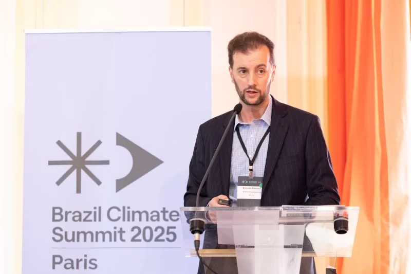 Demanda global por data centers acelera com avanço da IA generativa, aponta BCG