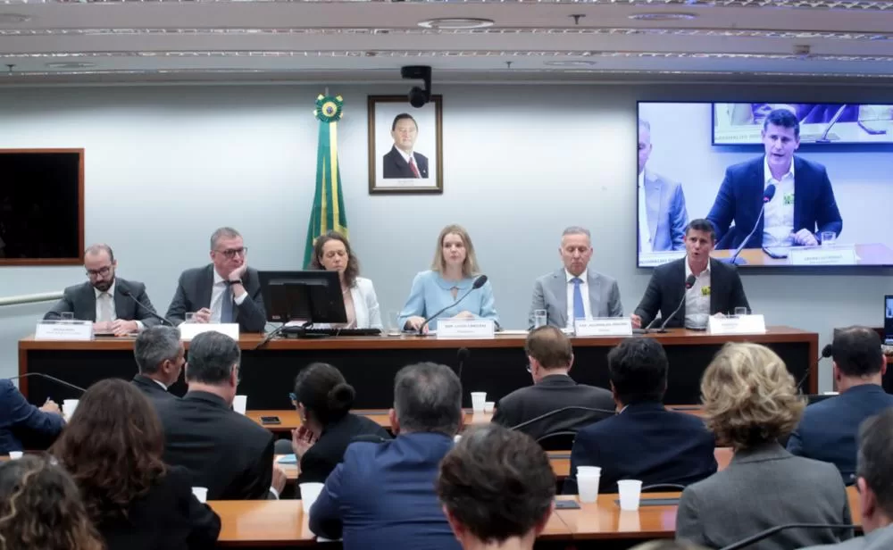 Câmara realiza debates sobre o uso da inteligência artificial na segurança pública e no setor financeiro