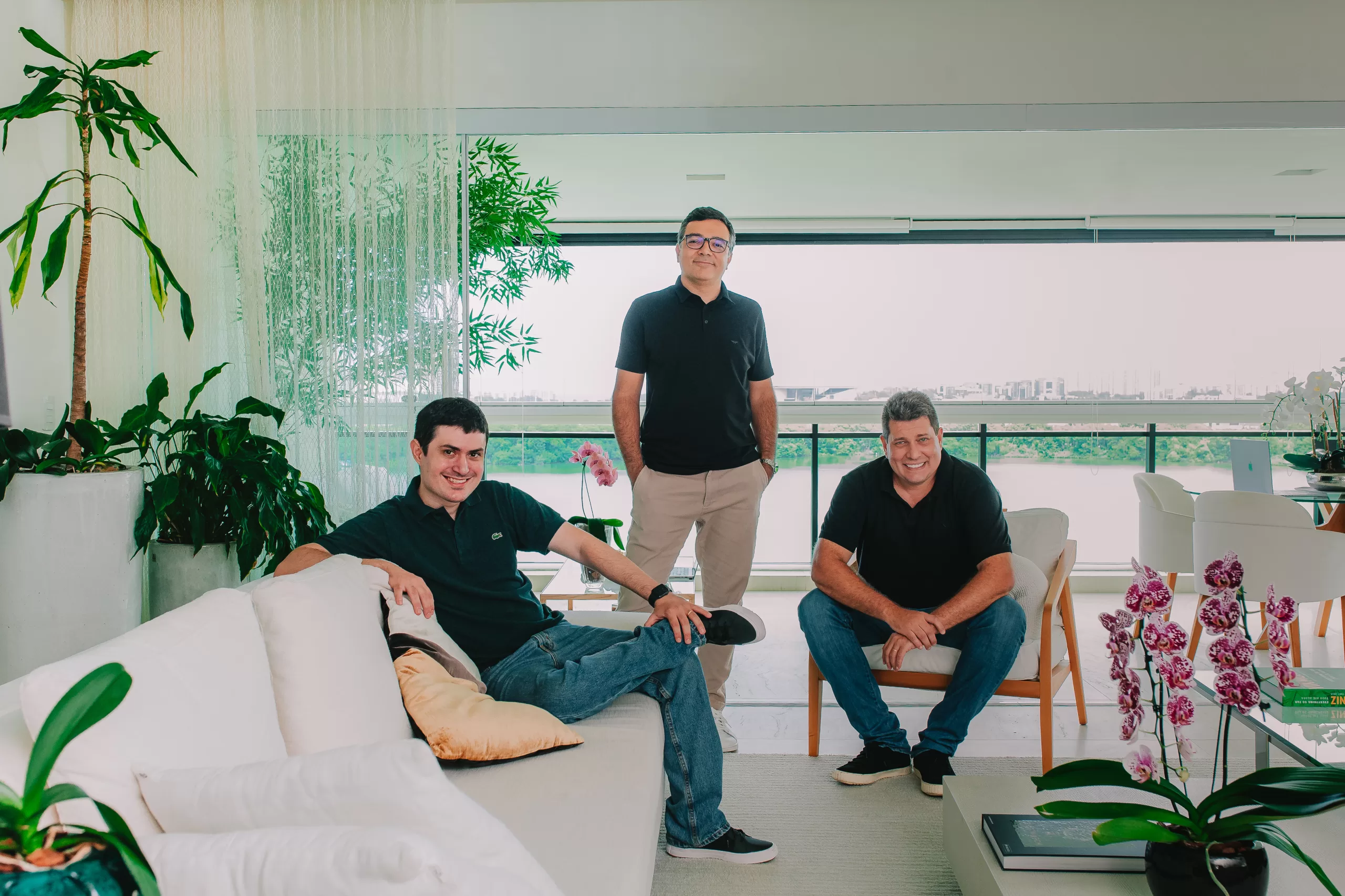 Assistente virtual gratuita da V360 ajuda empresas a entenderem impactos práticos da Reforma Tributária