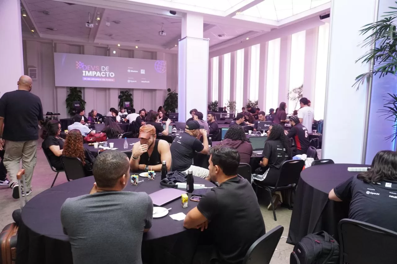 Ferramenta de IA para segurança alimentar vence edição do Devs de Impacto no Rio