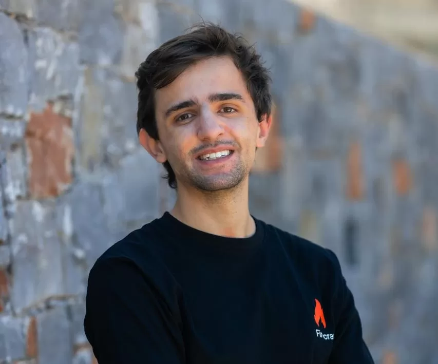 Firecrawl lança agente autônomo para coleta automatizada de dados na web