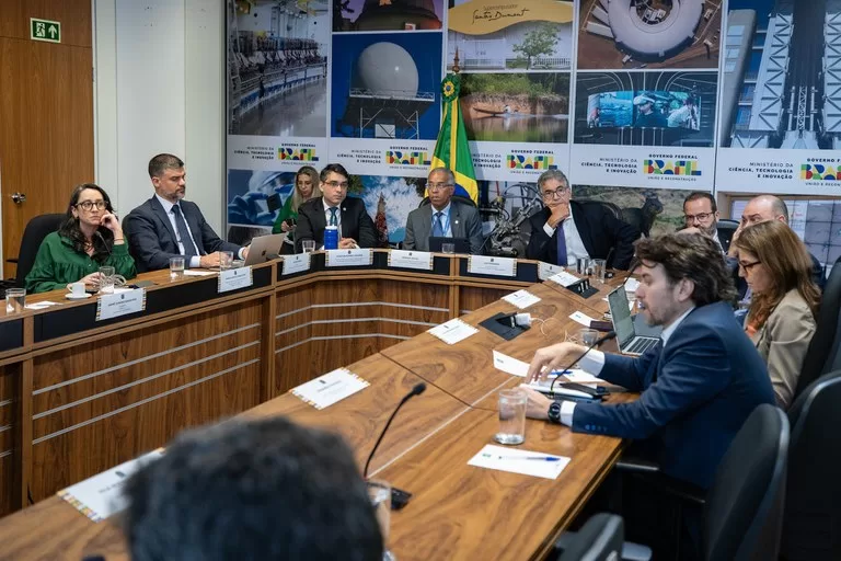 Plano Brasileiro de Inteligência Artificial tem 25 ações com entregas e R$ 6,47 bilhões já garantidos