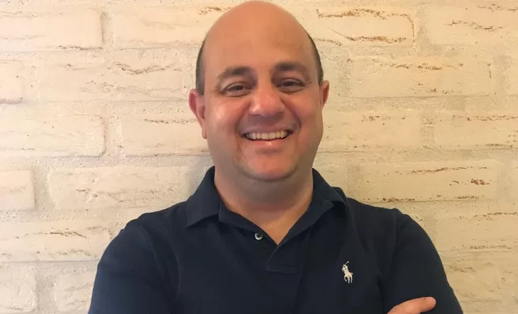 Systax e Omie ampliam parceria com IA para apoiar empresas na transição da Reforma Tributária