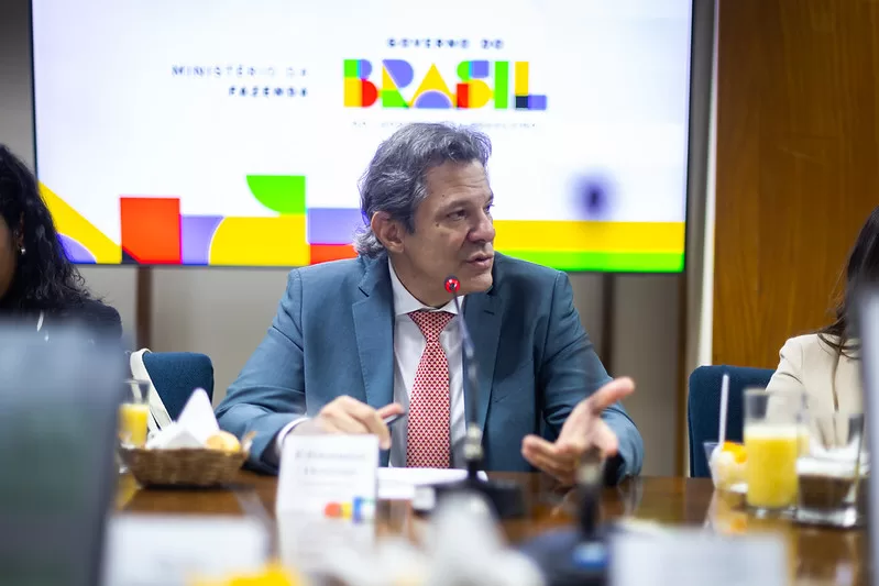Fernando Haddad quer ver aprovação do marco legal da IA ainda em 2026, apesar do calendário eleitoral
