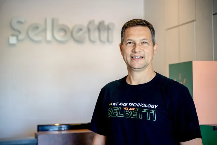 Selbetti cria unidades de Data & AI e Cibersegurança