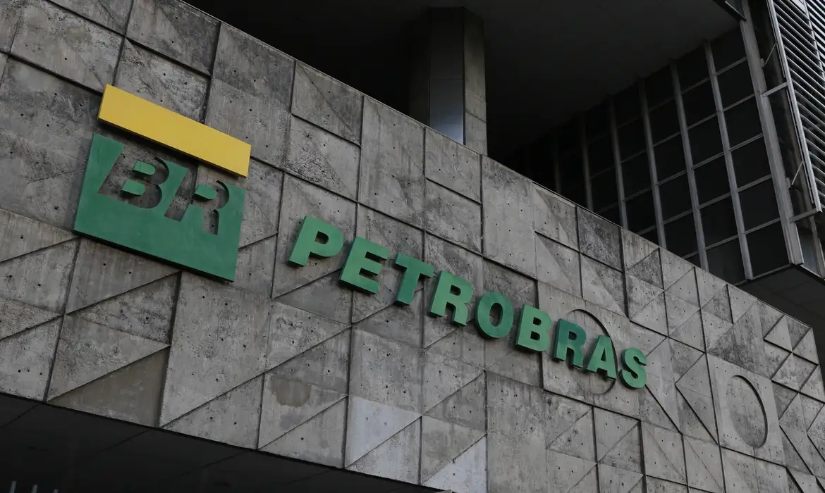 Wiise e Petrobras firmam parceria para desenvolver software de IA voltado à análise de risco de poços de petróleo
