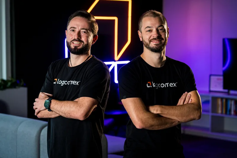 Logcomex lança plataforma de IA que executa operações no comércio exterior