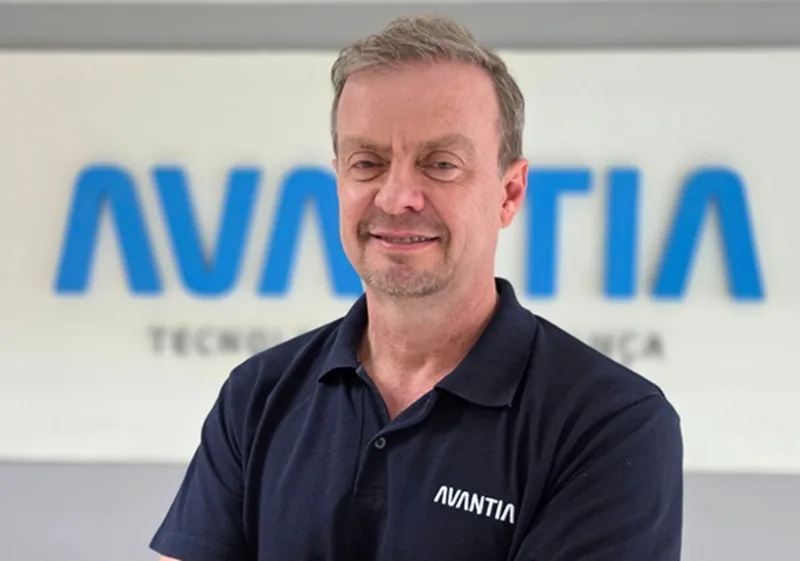 Avantia amplia estratégia de IA com foco em agentes inteligentes