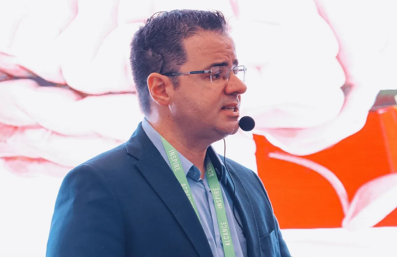 Summit de Inteligência Artificial Brasil 2026 discutirá impactos da IA nos negócios, na sociedade e no futuro do trabalho