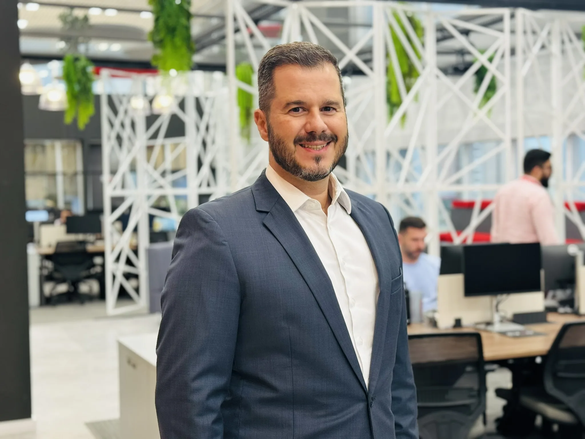 EVEO amplia capacidade para IA com 100 novos racks em data center da Ascenty