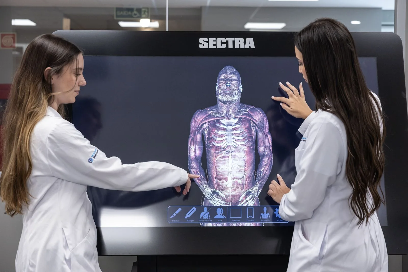 Faculdade Sírio-Libanês e Stanford estudam uso de IA na formação médica