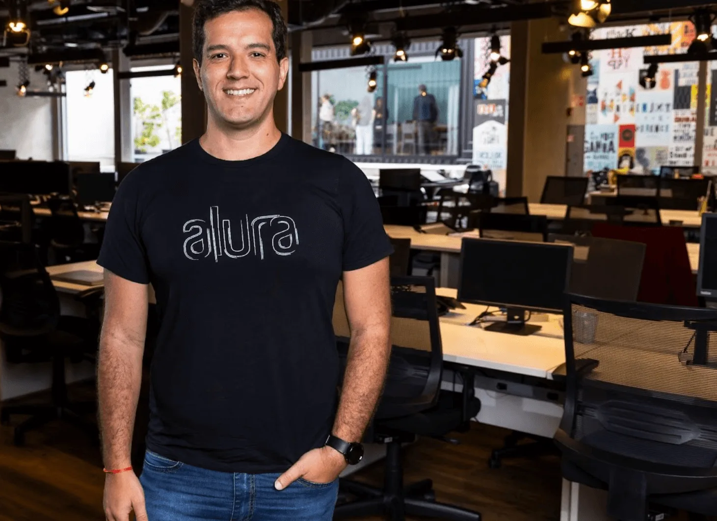 Alura reúne especialistas para discutir impactos da IA em negócios e carreiras